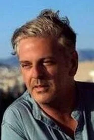 &Nu;ί&kappa;&omicron;&sigmaf; &Sigma;&tau;&alpha;&upsilon;&rho;&alpha;&kappa;&omicron;ύ&delta;&eta;&sigmaf;