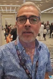 V&iacute;ctor Delgado