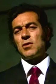 Memduh &Uuml;nsal