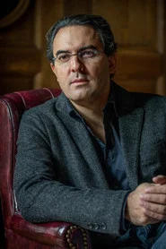 Juan Gabriel V&aacute;zquez