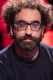 Luis E. Par&eacute;s