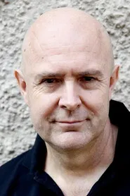 Se&aacute;n James Sutton