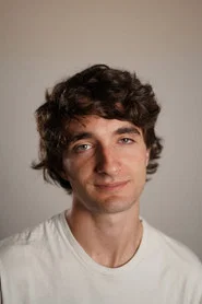 Valent&iacute;n Gravina