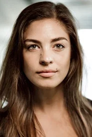 Natalie Madue&ntilde;o