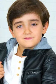 Adri&aacute;n G&aacute;miz Lara