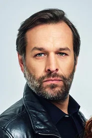 Kamil Mikulč&iacute;k