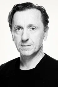 Robert Skj&aelig;rstad