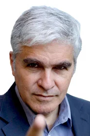 Nicol&aacute;s Larra&iacute;n