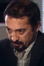Y&uuml;ksel Isik