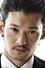 渊上泰史