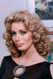 Thelma Elita