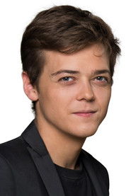 Sim&oacute;n Pesutic