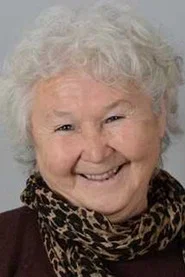 Emine G&uuml;ls&uuml;m G&ouml;zn&uuml;mer