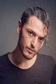 &Ouml;mer Faruk Aran