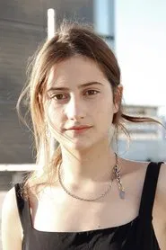Lola Cr&eacute;ton