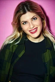 Paula P&uacute;a
