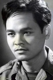 L&acirc;m Tới