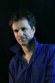 &Aacute;d&aacute;m Lux