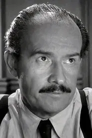 Jiř&iacute; Voskovec