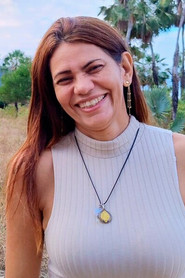 D&ecirc;nia Cruz