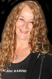 Claudia Puy&oacute;