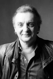 Raymond Aveni&egrave;re