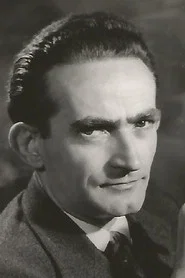 &Aacute;rp&aacute;d Gyenge