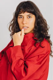 T&iacute;cia Ferraz