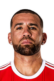 Nicol&aacute;s Otamendi