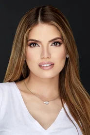 Simon&eacute; Marval