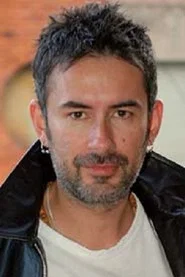 Juan Camilo Pinz&oacute;n