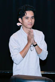 H&ugrave;ng Trần
