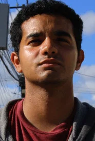 Yago Val&otilde;es