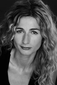 L&eacute;onore Confino