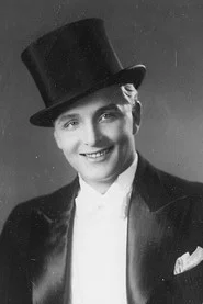Leo L&auml;hteenm&auml;ki