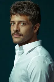 Kelner Mac&ecirc;do