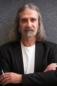 J&uacute;lio Pereira