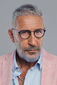 Cem &Ouml;zer