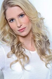 J&uacute;lia Lund