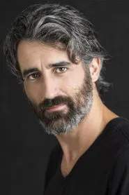 V&iacute;ctor Dupl&aacute;