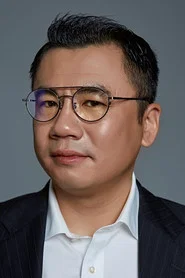 闫强