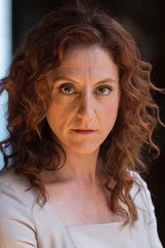 Nuria Menc&iacute;a