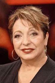 Manon Strach&eacute;