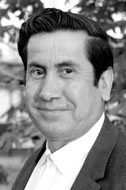 V&iacute;ctor Mix