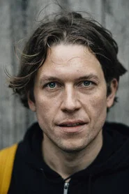 Simon St&aring;lenhag
