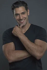 Ra&uacute;l Coronado