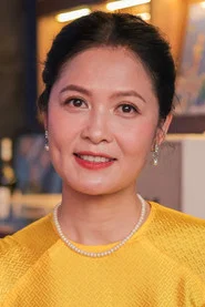 Đinh Thu&yacute; H&agrave;