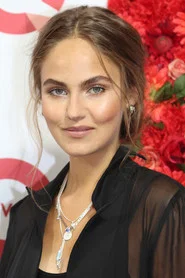 Elena Carri&egrave;re