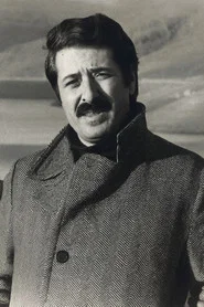 Suha Arın