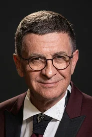 Cengiz K&uuml;&ccedil;&uuml;kayvaz